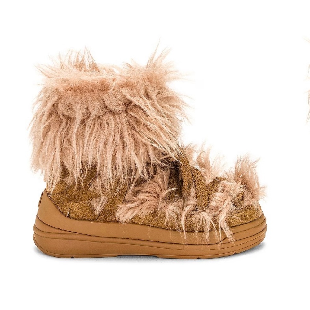 Moncler INSOLUX Fluffy Tan Ankle Boots